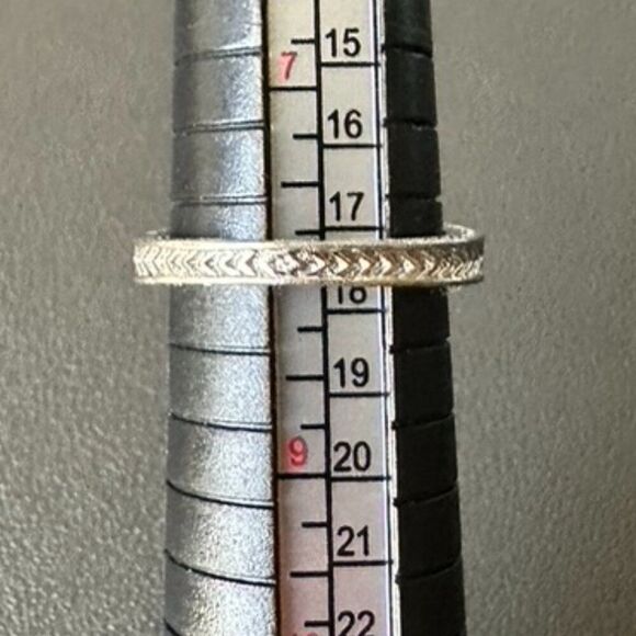 Gorgeous Sterling Silver 925 CZ Statement Engagement Travel Ring size 8 - Picture 4 of 4